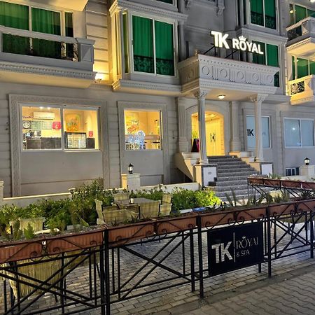 Tk Royal & Spa Gurdaka Kültér fotó