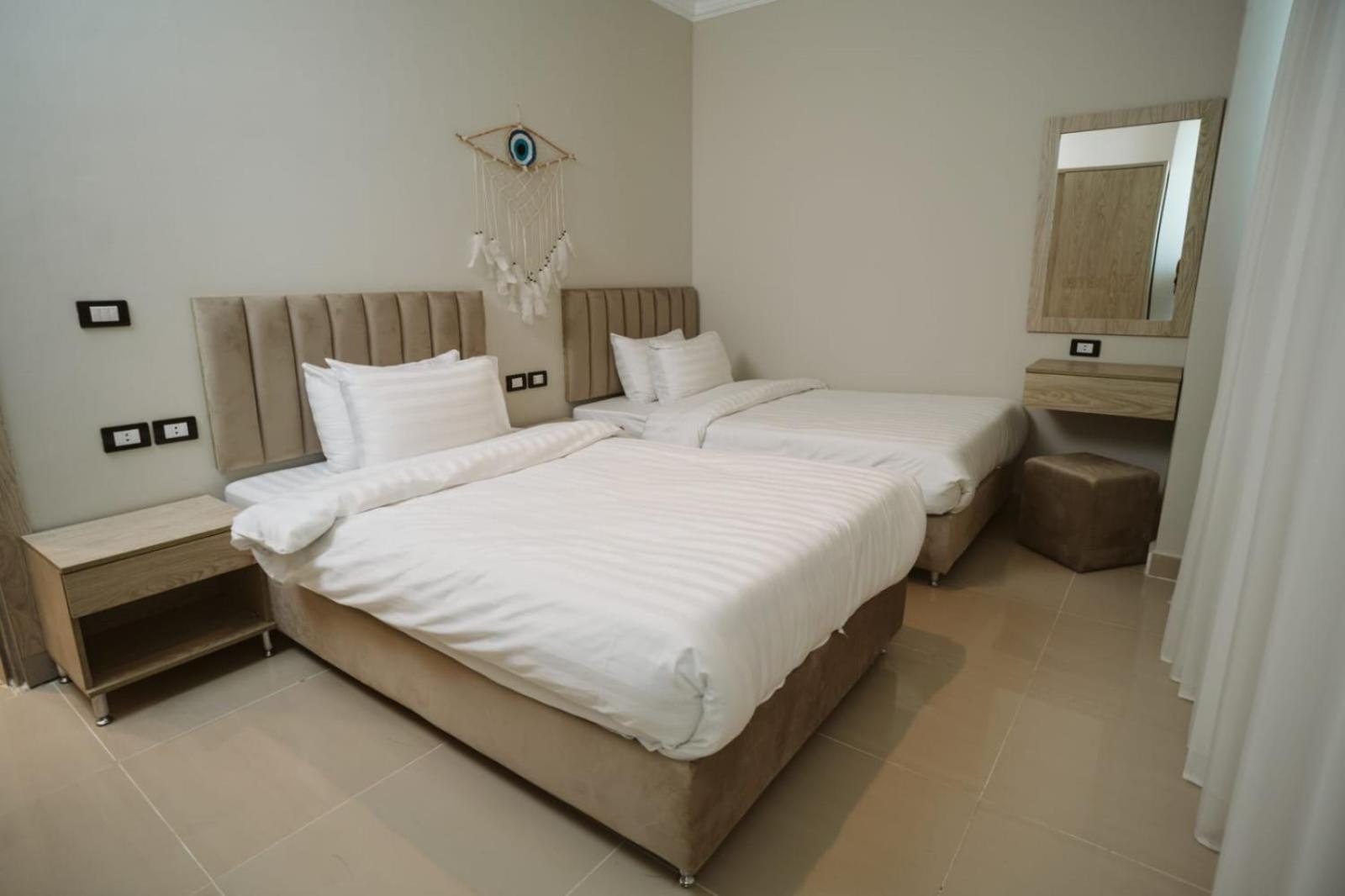 Tk Royal & Spa Gurdaka Kültér fotó